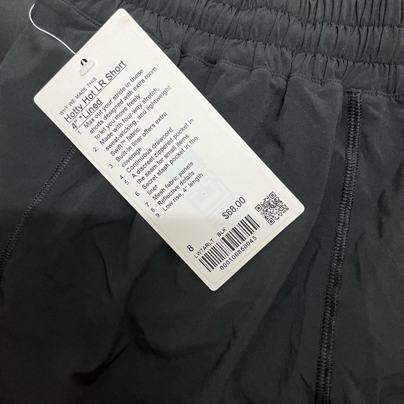 Lululemon Hotty Hot Low-Rise Lined Short 4” – Black – Size 8 – NWT - Picture 3 of 3